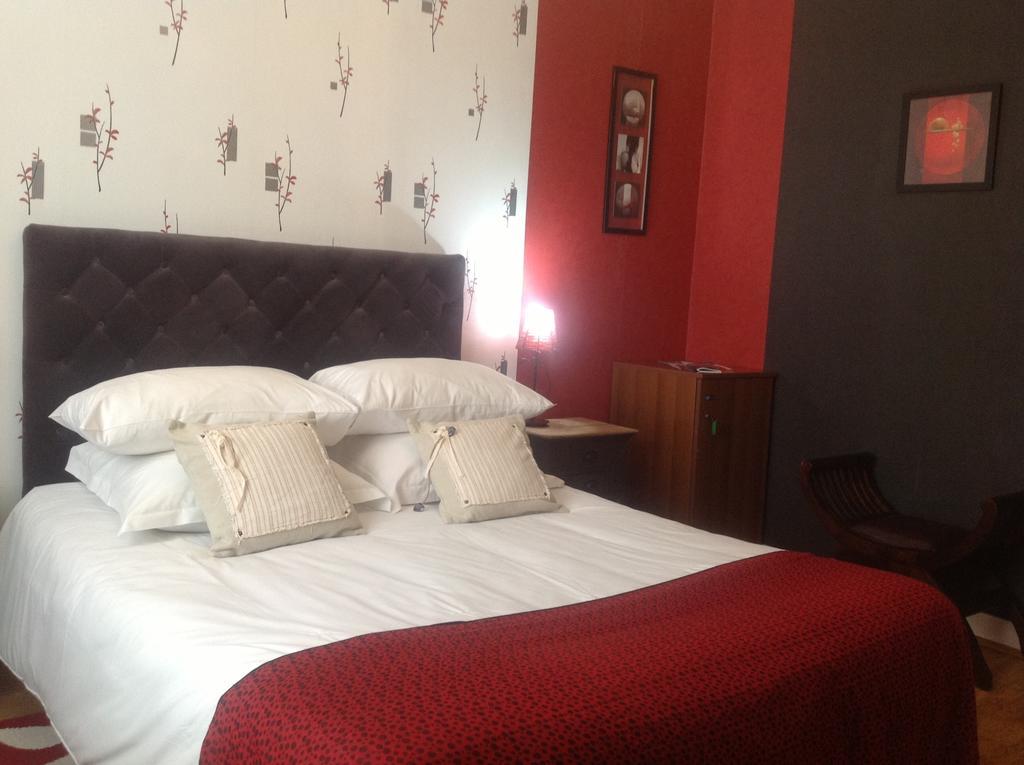Hotel - Restaurant Le Moulin De Villiers Nouan-le-Fuzelier 部屋 写真