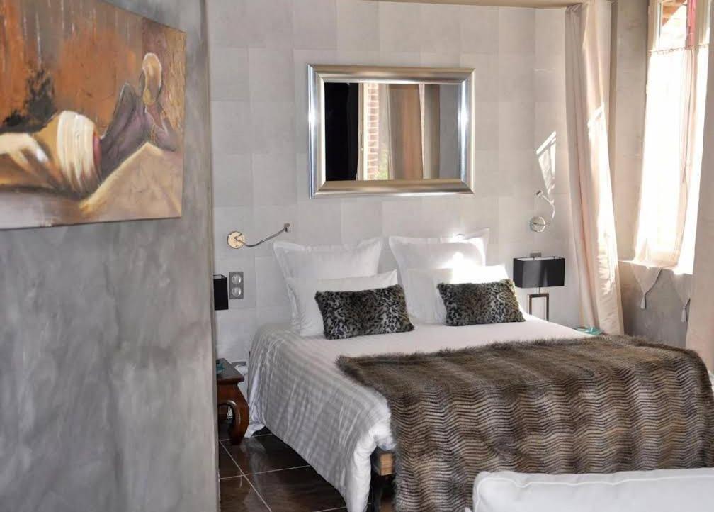 Hotel - Restaurant Le Moulin De Villiers Nouan-le-Fuzelier エクステリア 写真