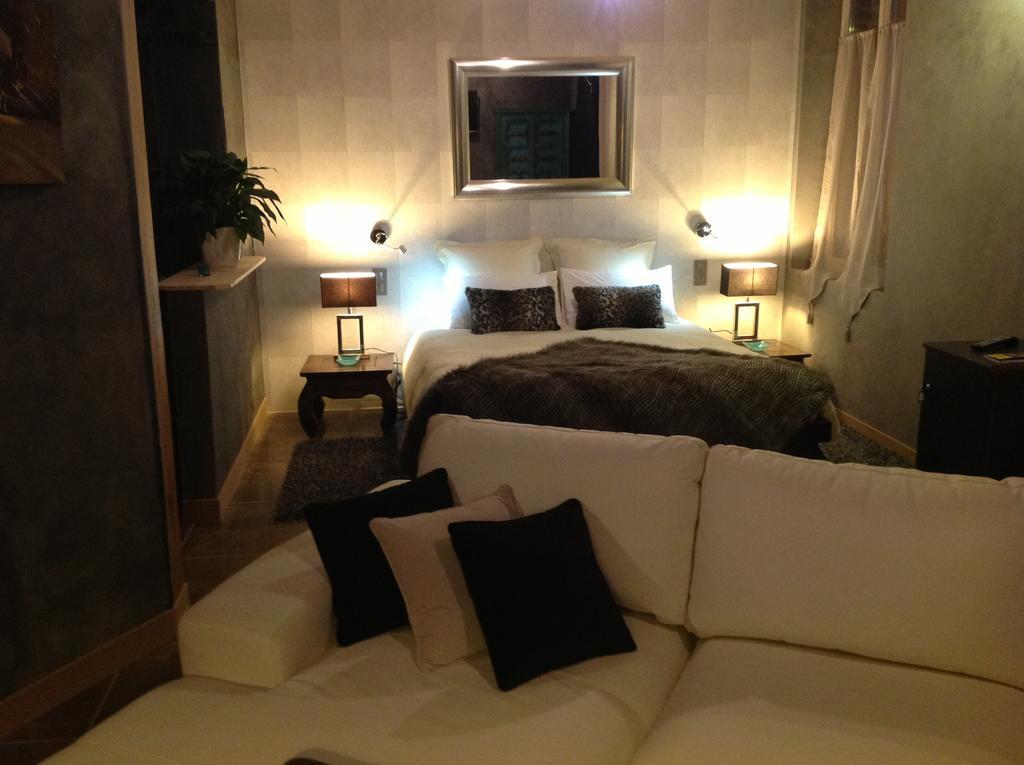 Hotel - Restaurant Le Moulin De Villiers Nouan-le-Fuzelier エクステリア 写真