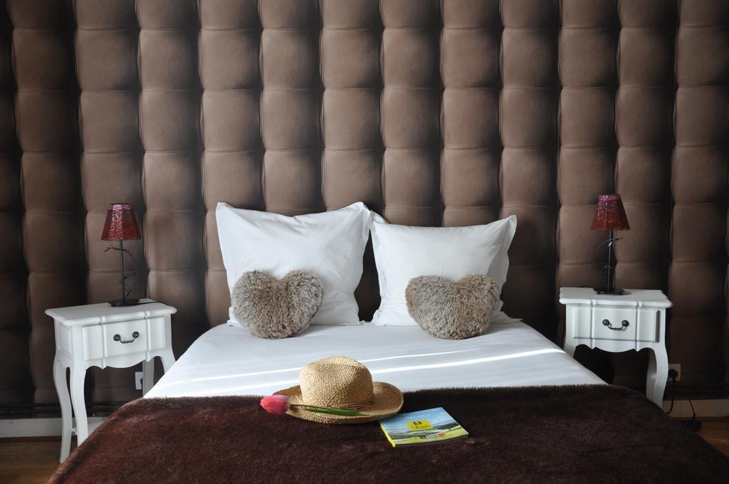 Hotel - Restaurant Le Moulin De Villiers Nouan-le-Fuzelier エクステリア 写真
