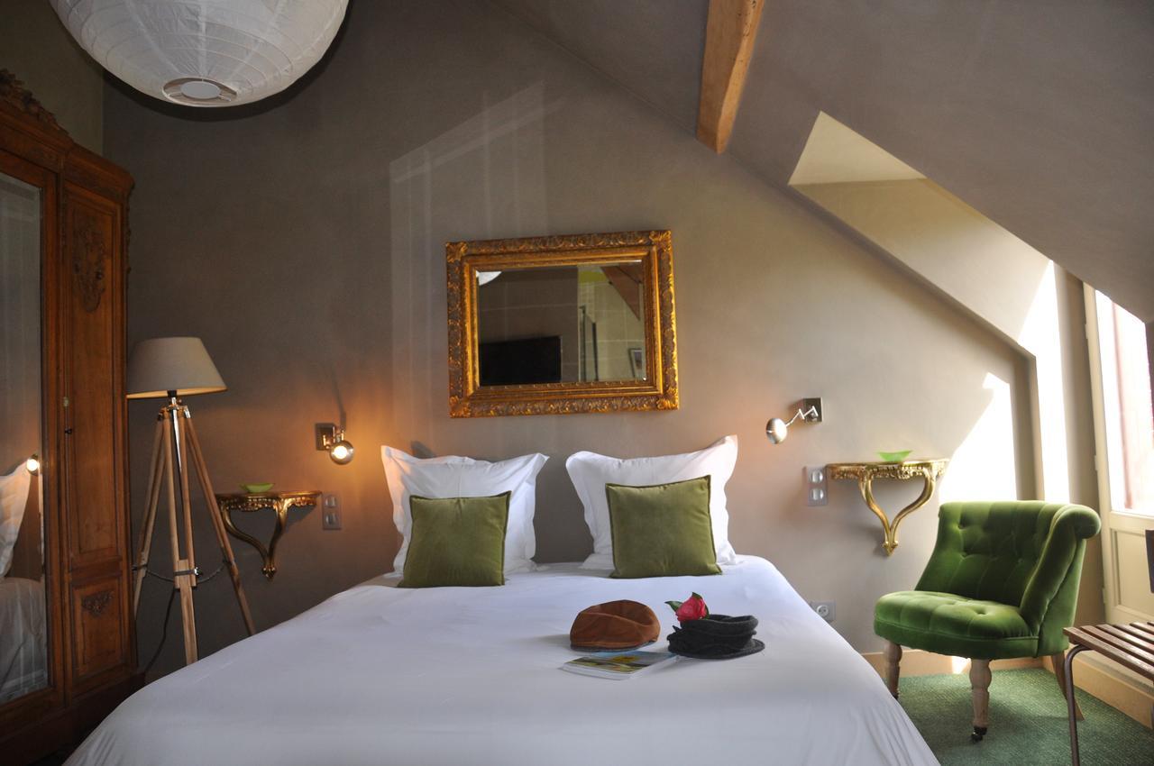 Hotel - Restaurant Le Moulin De Villiers Nouan-le-Fuzelier エクステリア 写真